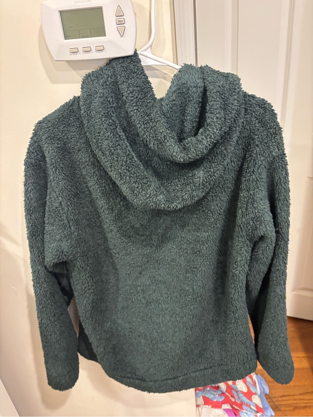 Cozy Forest Green Sherpa Button-Up Hoodie - Picture 2 of 7